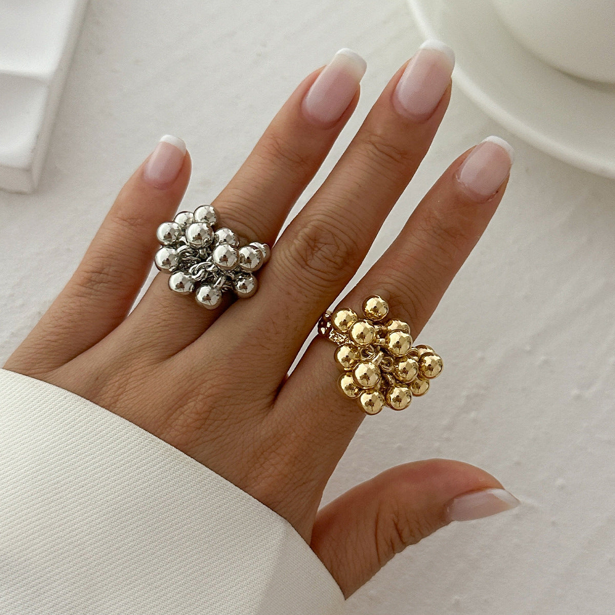 Trendy Geometric Round Ball Pearl Cluster Ring