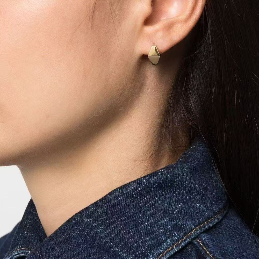 24k gold-plated diamond-shaped exquisite small earrings