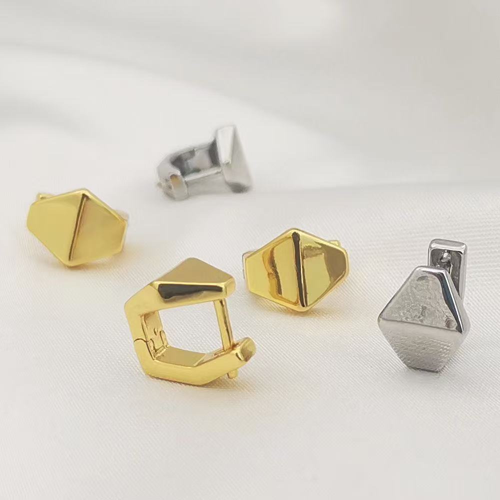 24k gold-plated diamond-shaped exquisite small earrings